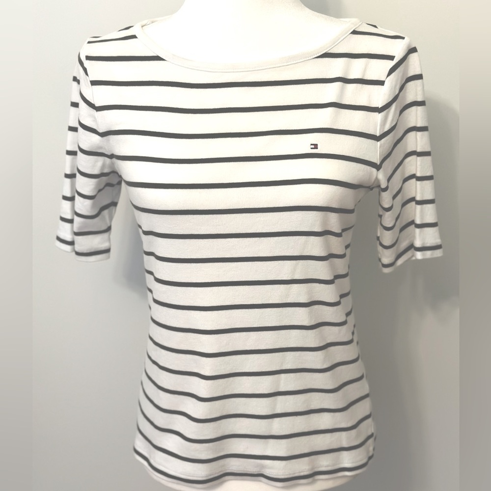 Tommy Hilfiger short sleeve tee